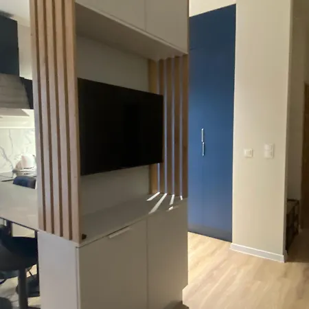 Apartment Z Parkingiem I Stacja Ladowania *